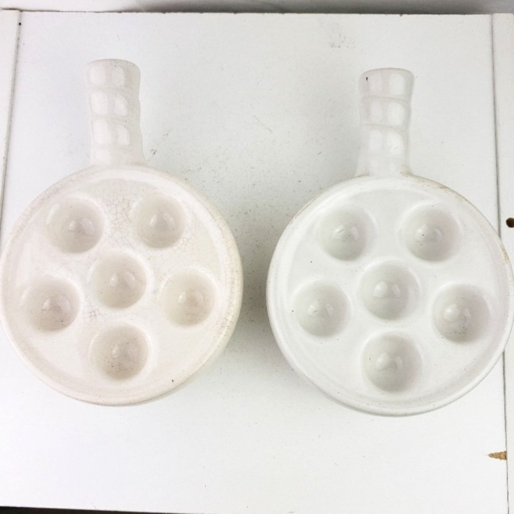 Browne Set of Two Snail Escargot 6 Hole Plates